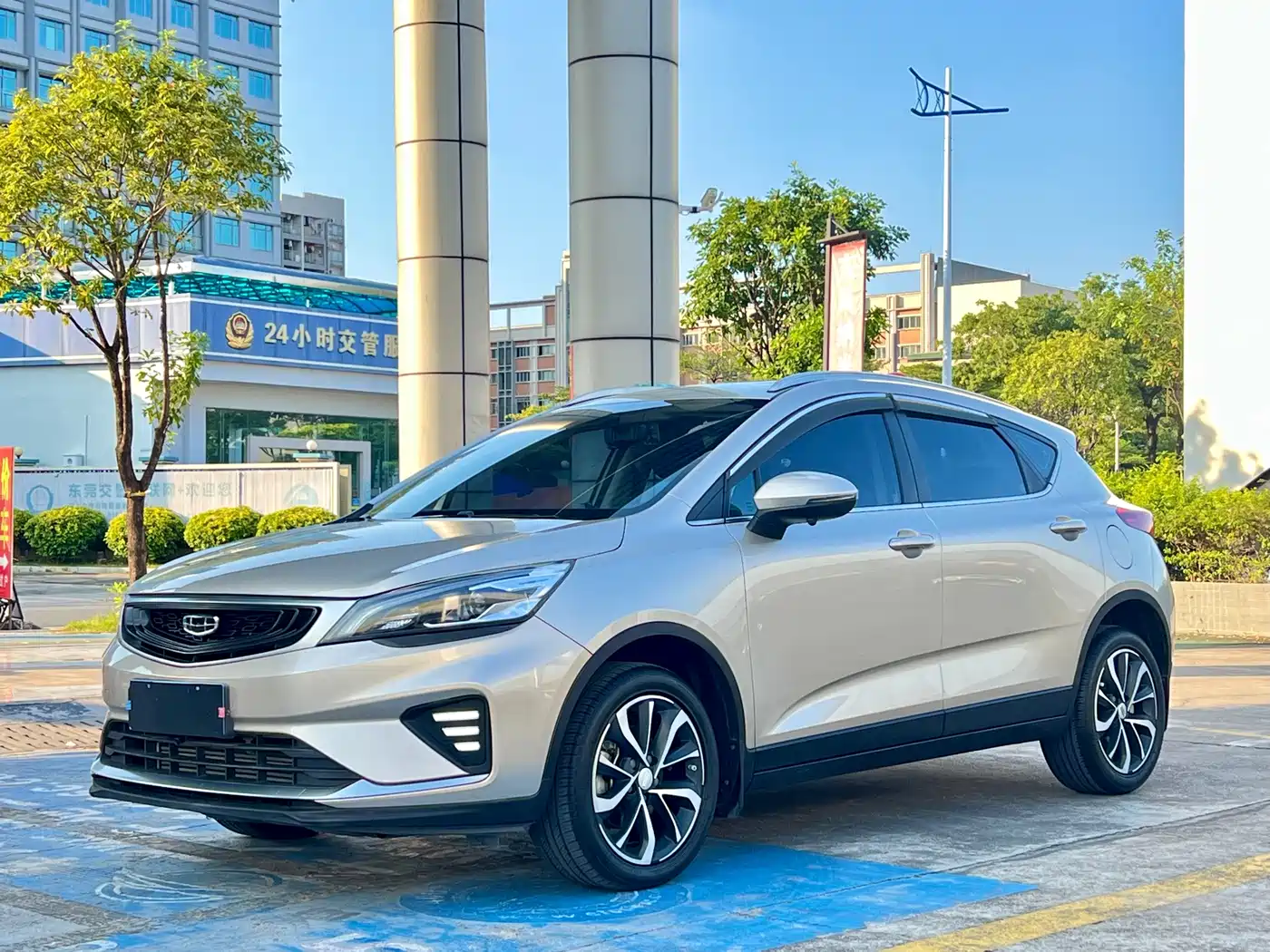Geely Emgrand GS 2021