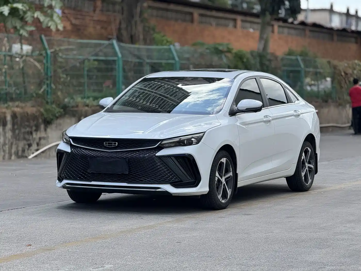 Geely Emgrand L 2022