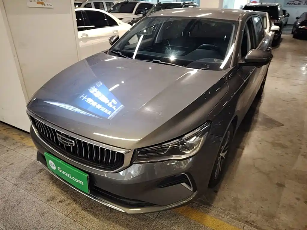 Geely Emgrand 2024