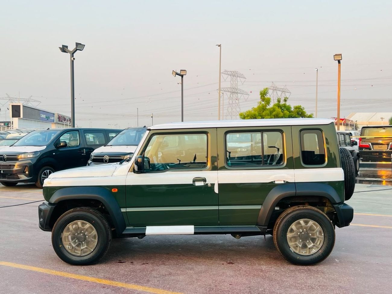 Suzuki Jimny 1.5 л 2026 г. Зелёный