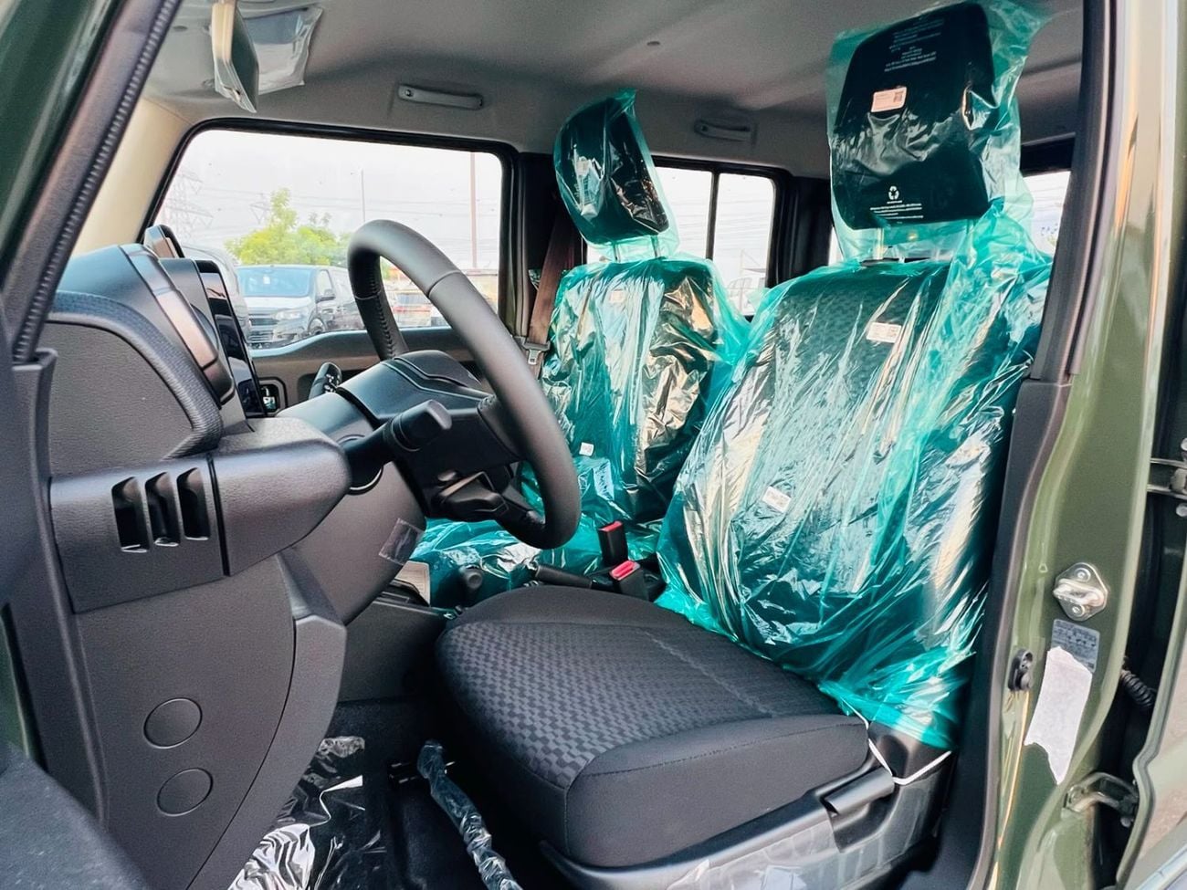 Suzuki Jimny 1.5 л 2026 г. Зелёный