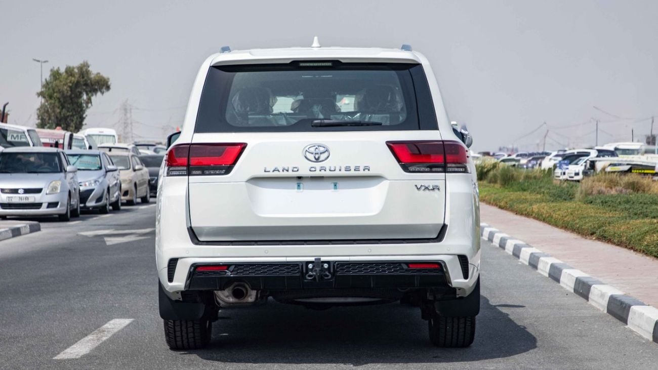 Toyota Land Cruiser 4.0 л 2026 г. Белый
