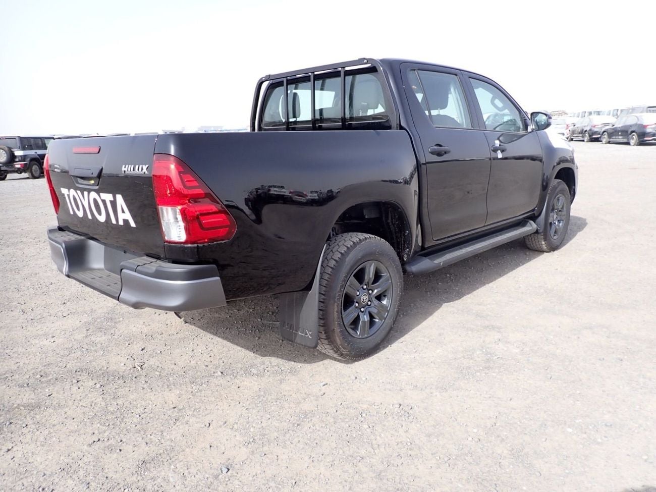 Toyota Hilux 2.7 л 2026 г. Чёрный