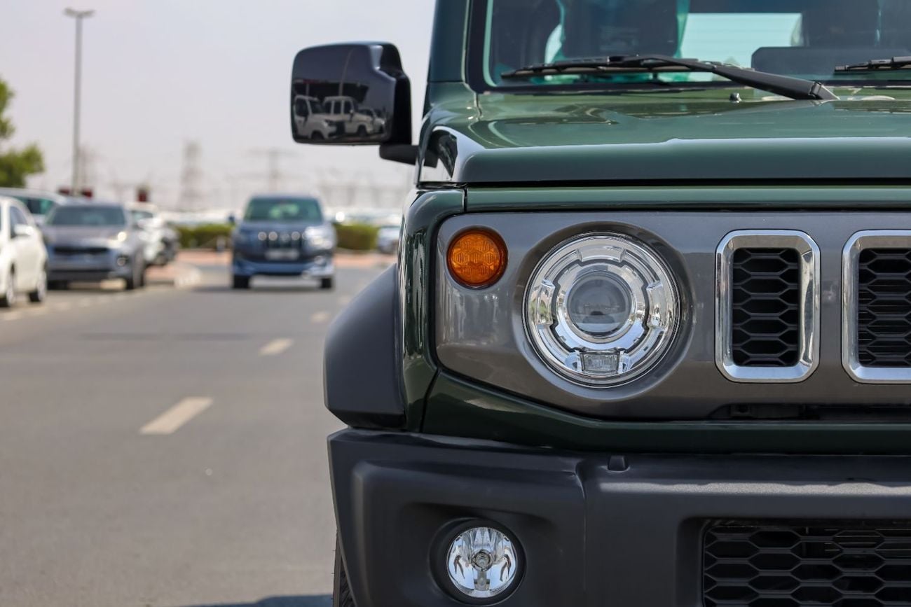 Suzuki Jimny 1.5 л 2026 г. Зелёный, пробег 11 км