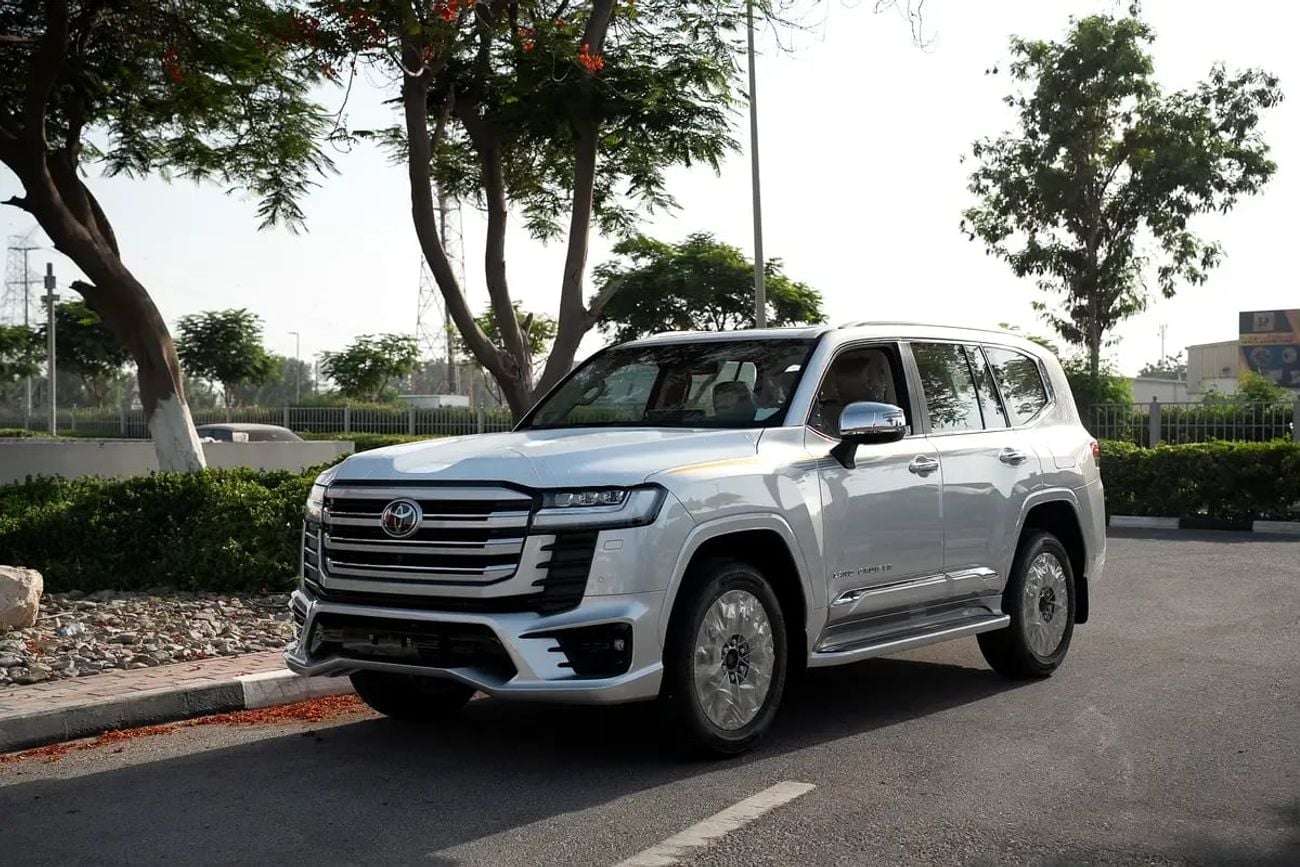 Toyota Land Cruiser 4.0 л 2026 г. Серебристый