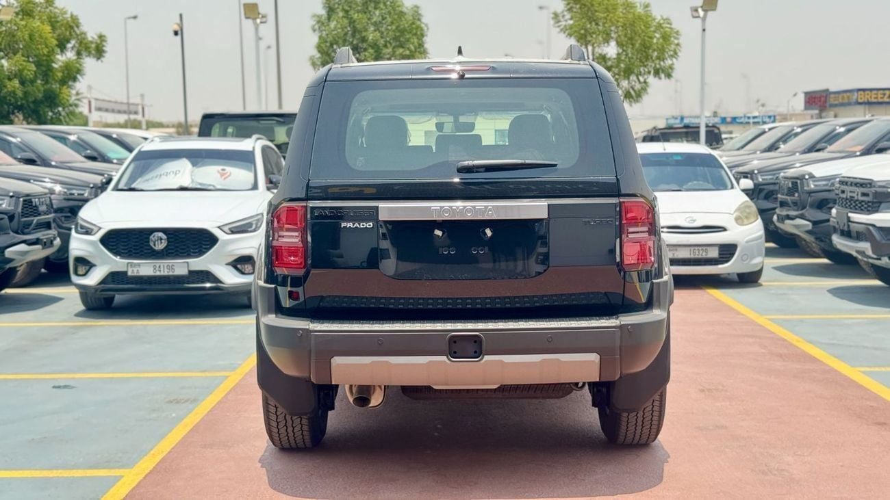 Toyota Prado 2.4 л 2026 г. Чёрный