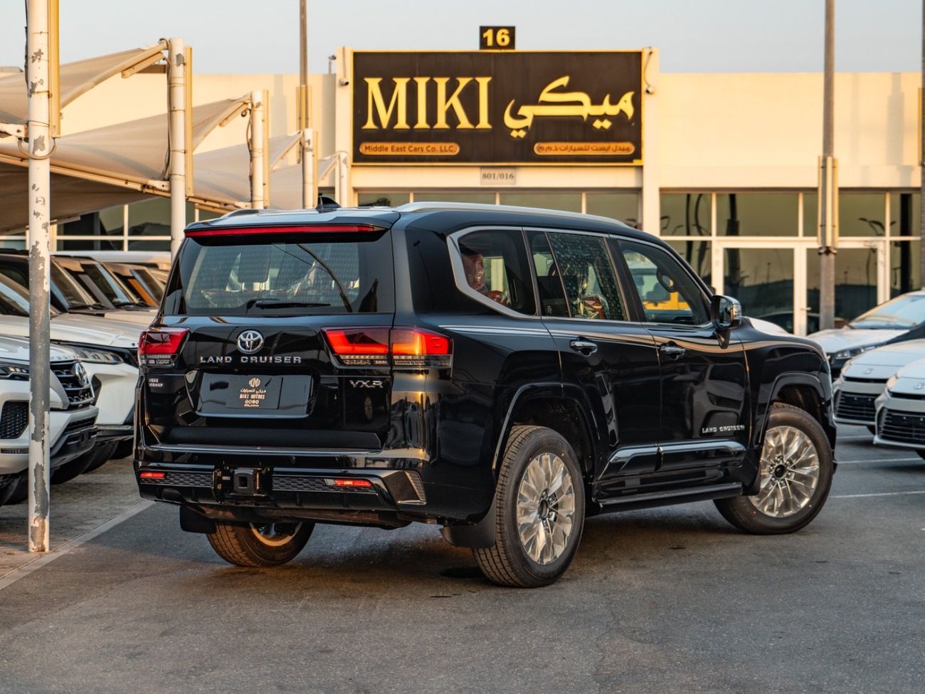 Toyota Land Cruiser 3.5 л 2026 г. Чёрный