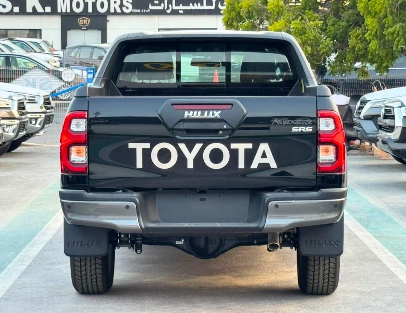 Toyota Hilux 2.8 л 2026 г. Чёрный