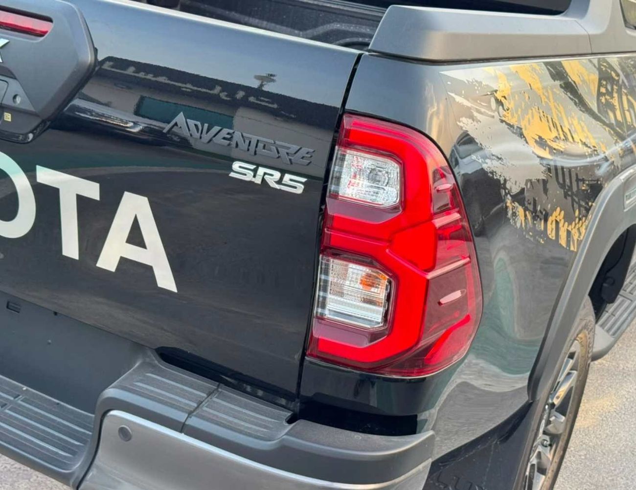 Toyota Hilux 2.8 л 2026 г. Чёрный