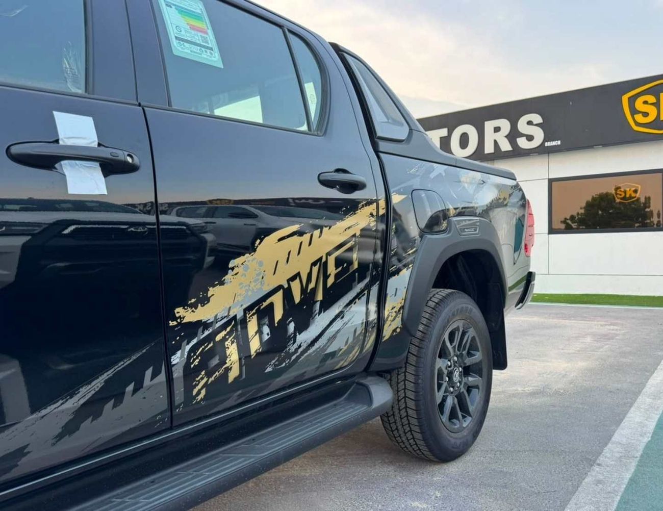 Toyota Hilux 2.8 л 2026 г. Чёрный