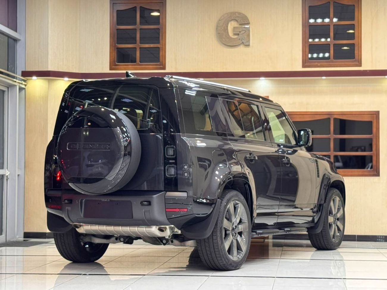 Land Rover Defender 110 3.0 л 2026 г. Серый