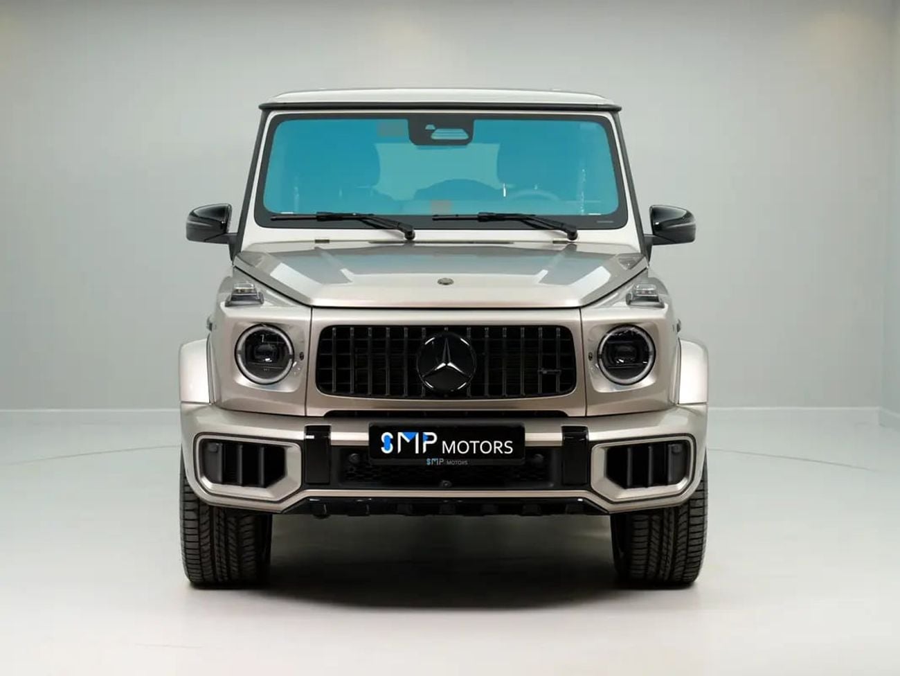 Mercedes Benz G63 AMG 4.0 л 2025 г. Серебристый