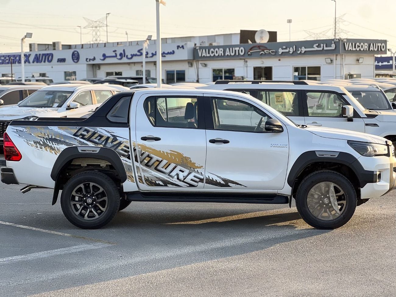 Toyota Hilux 2.8 л 2026 г. Белый