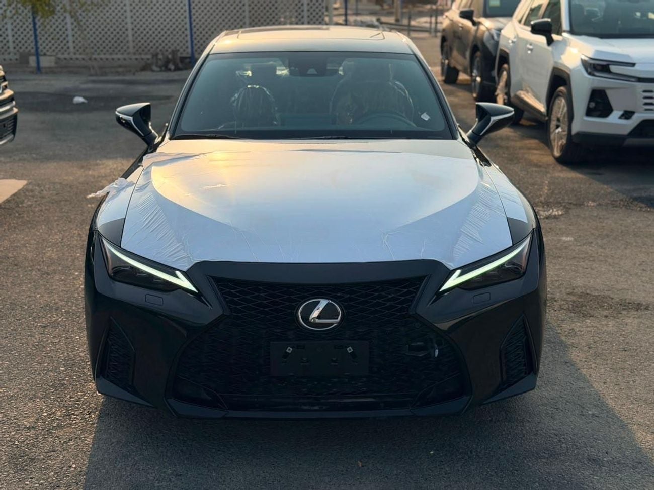 Lexus IS350 3.5 л 2025 г. Чёрный