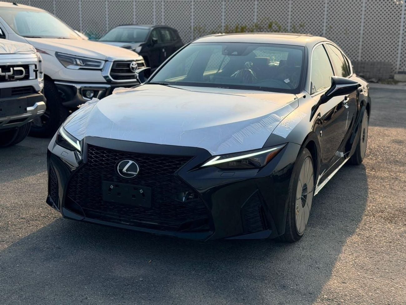 Lexus IS350 3.5 л 2025 г. Чёрный