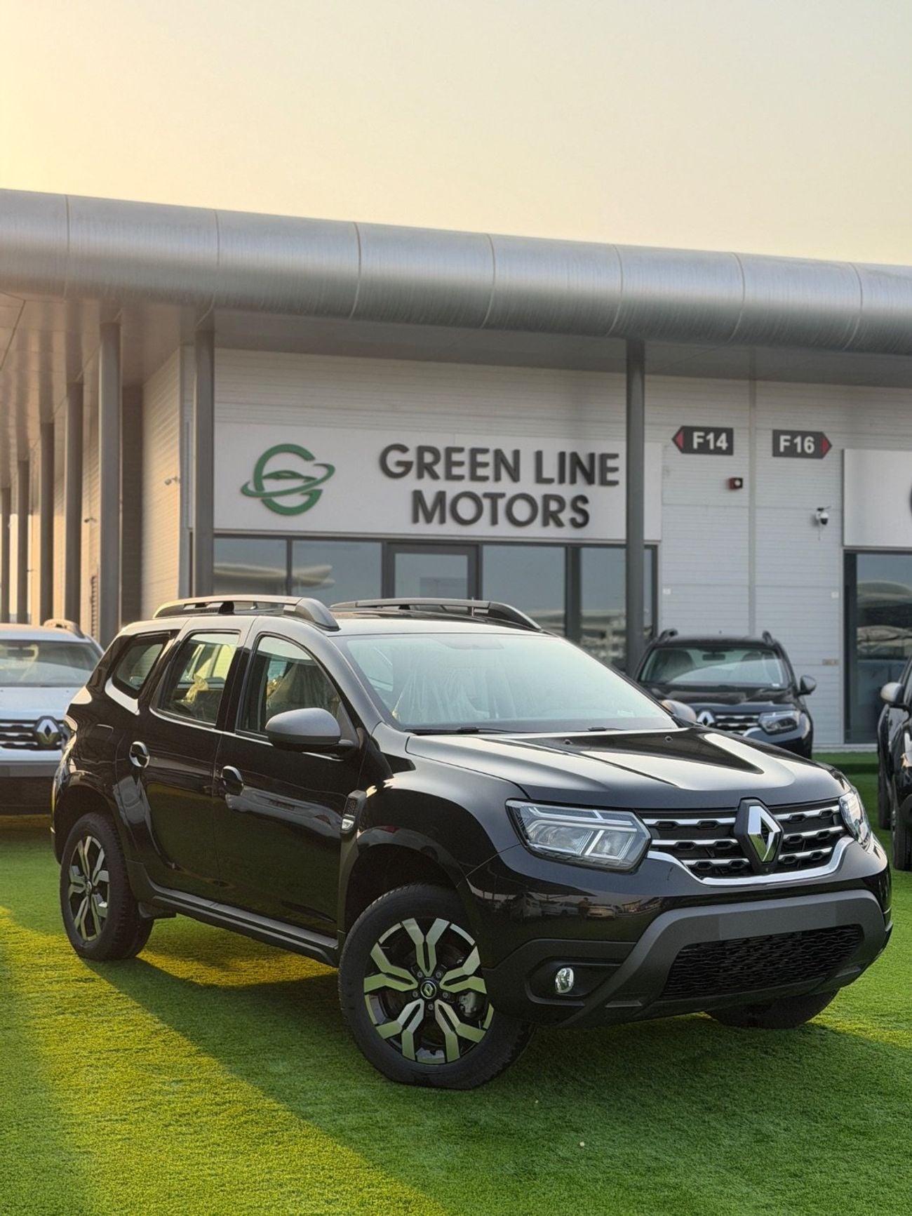 Renault Duster 1.6 л 2025 г. Чёрный
