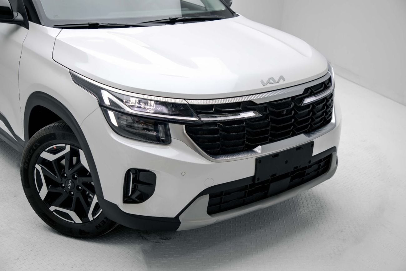Kia Seltos 1.5 л 2025 г. Белый