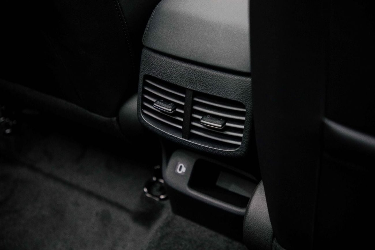 Kia Seltos 1.5 л 2025 г. Белый