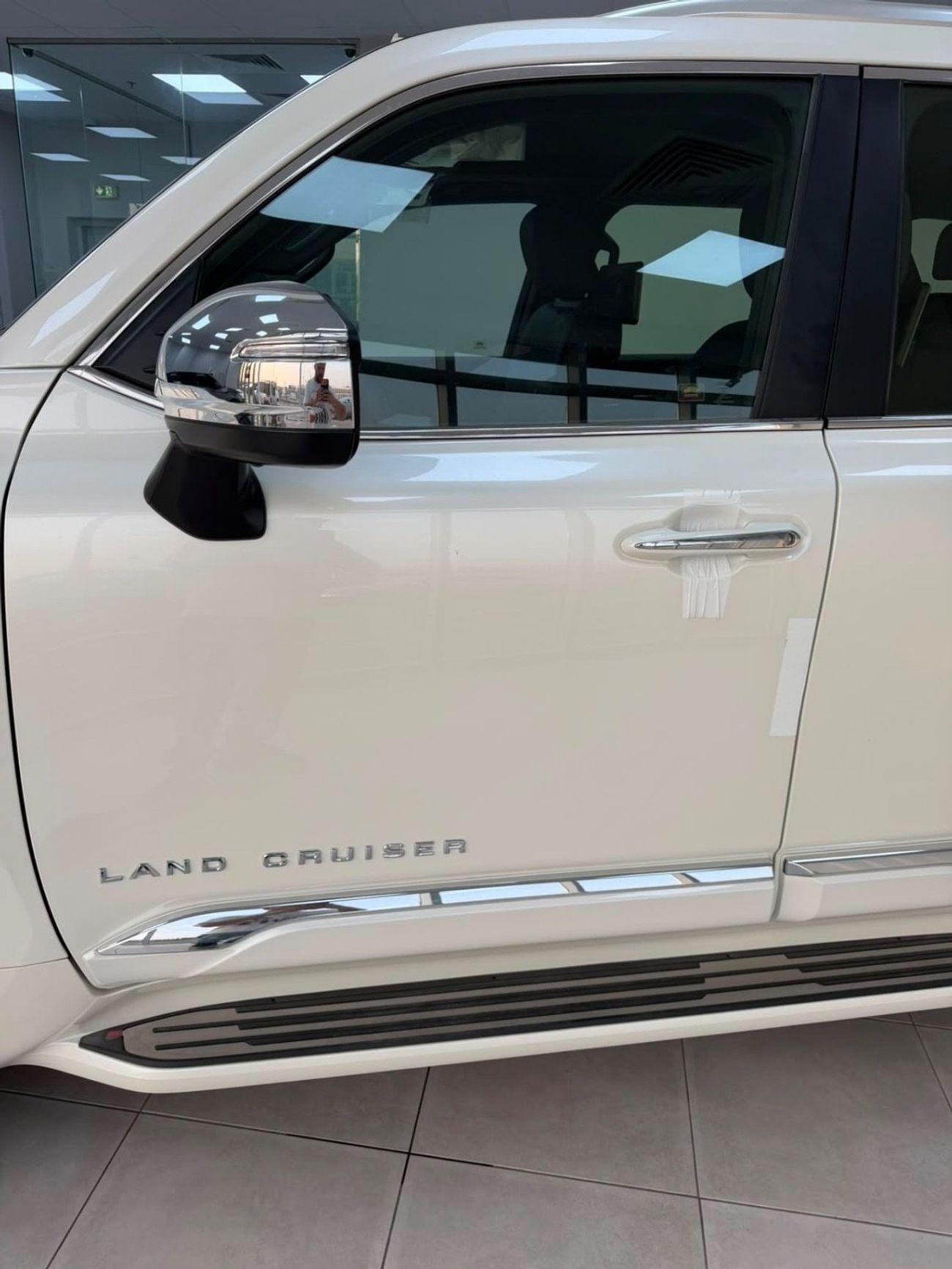 Toyota Land Cruiser 3.5 л 2026 г. Белый