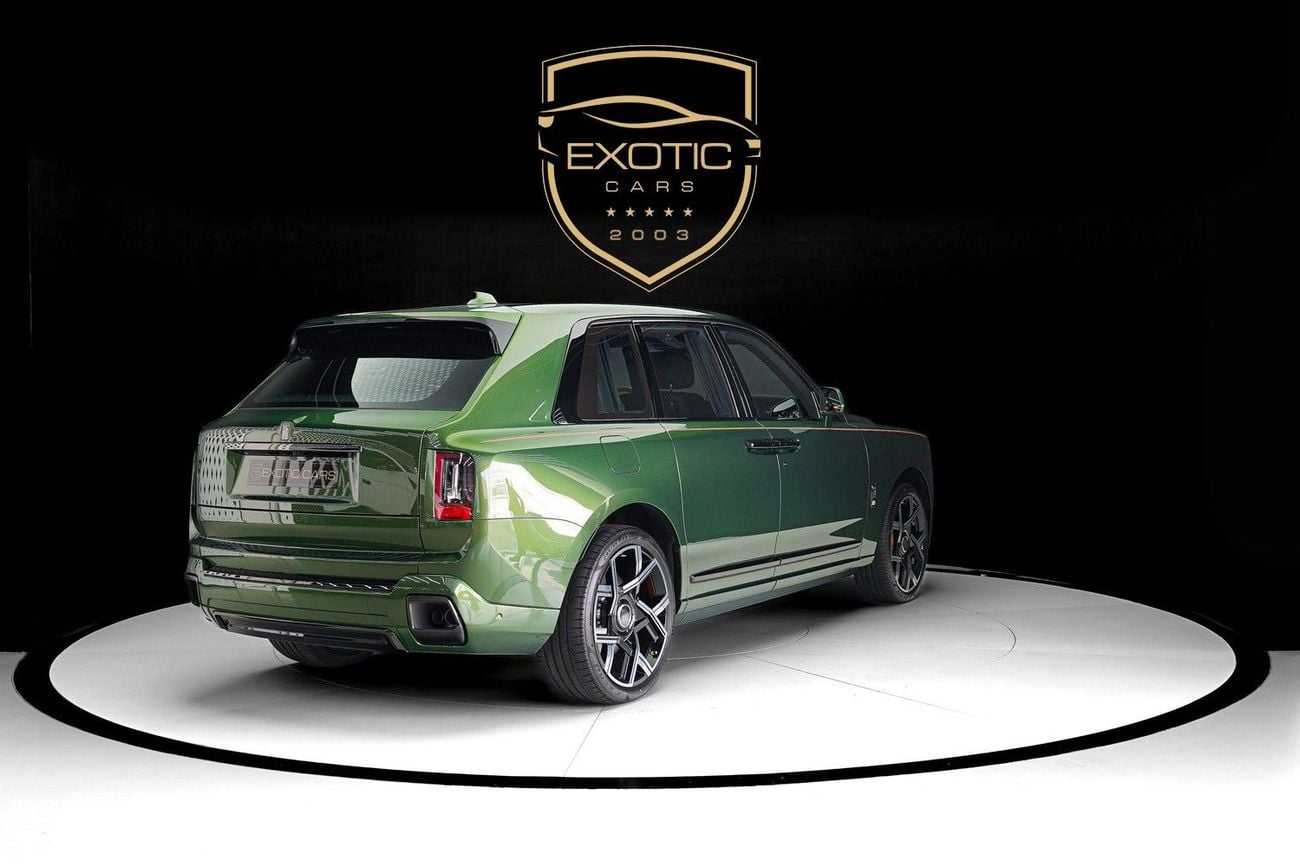 Rolls Royce Cullinan 6.7 л 2025 г. Зелёный, пробег 100 км