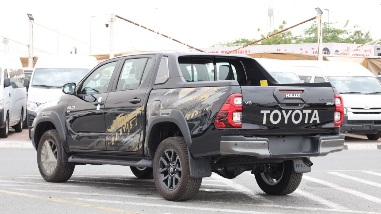 Toyota Hilux 4.0 л 2026 г. Чёрный
