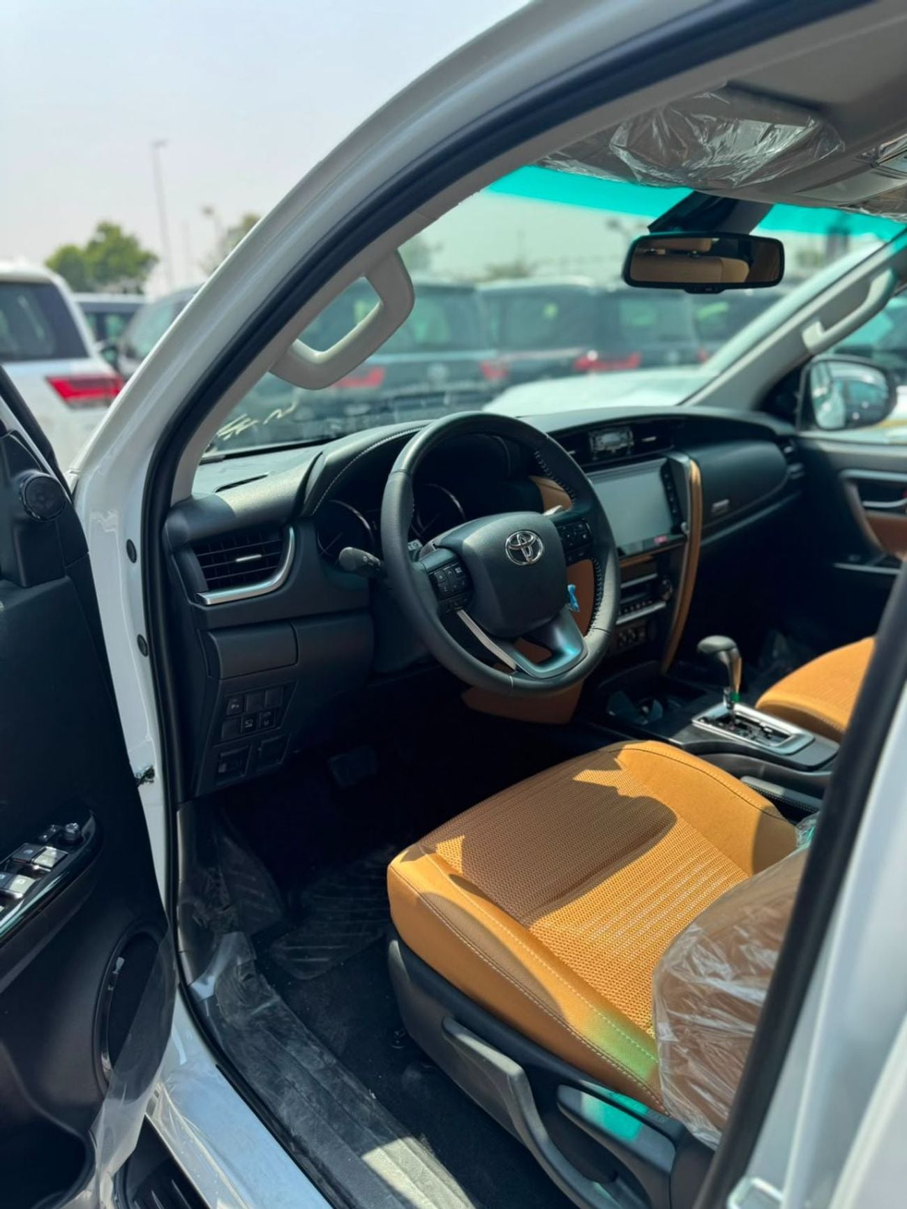 Toyota Fortuner 2.8 л 2026 г. Белый