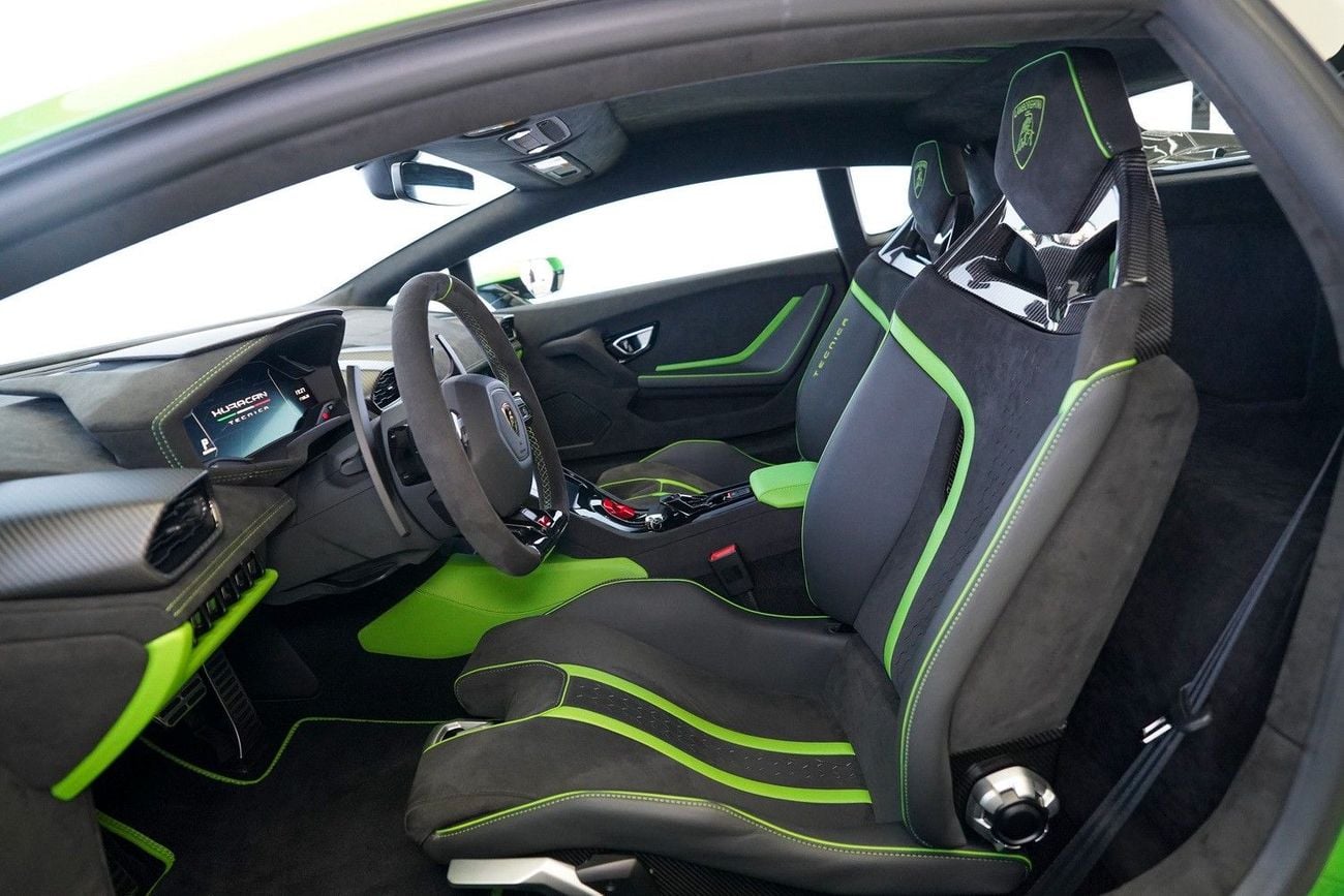 Lamborghini Huracan 5.2 л 2024 г. Зелёный, пробег 20 км