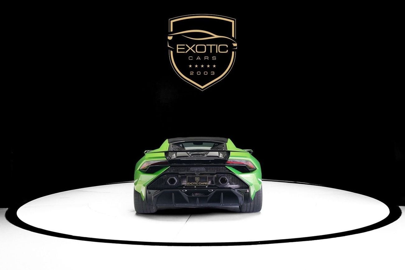 Lamborghini Huracan 5.2 л 2024 г. Зелёный, пробег 20 км