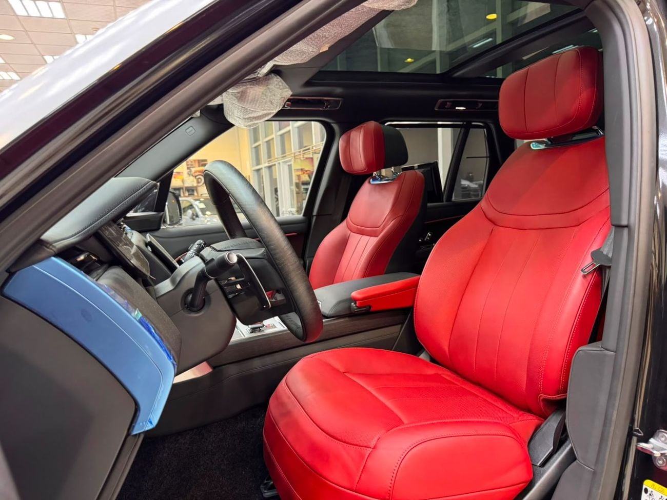 Land Rover Range Rover 4.4 л 2026 г. Чёрный