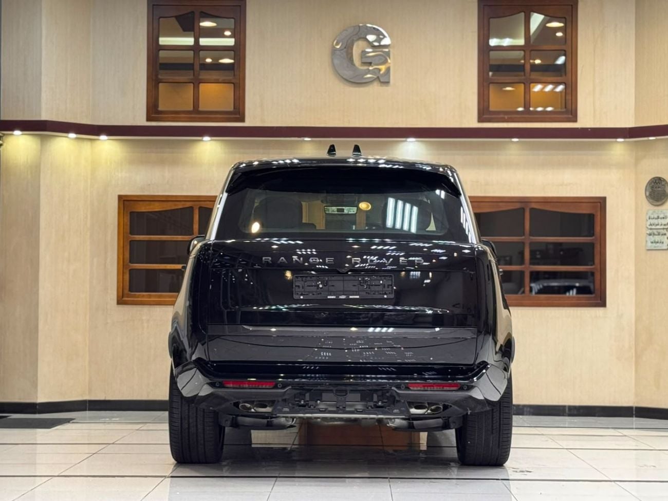 Land Rover Range Rover 4.4 л 2026 г. Чёрный