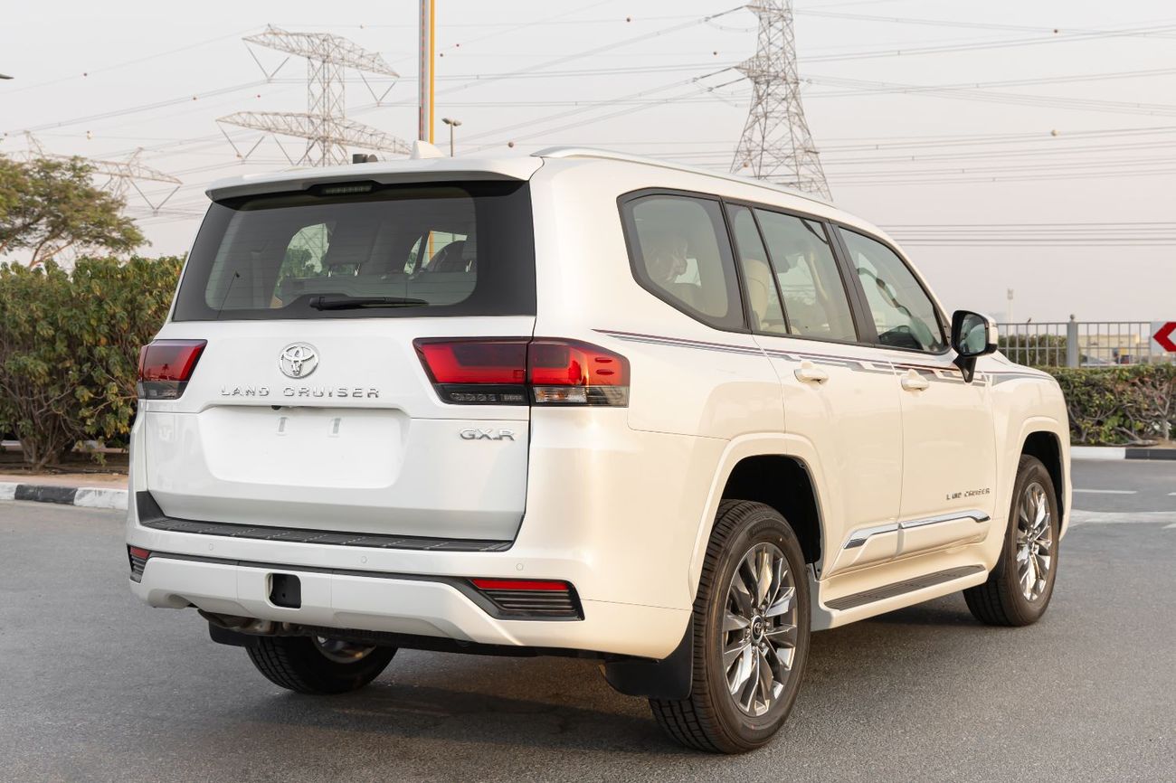Toyota Land Cruiser 4.0 л 2026 г. Белый