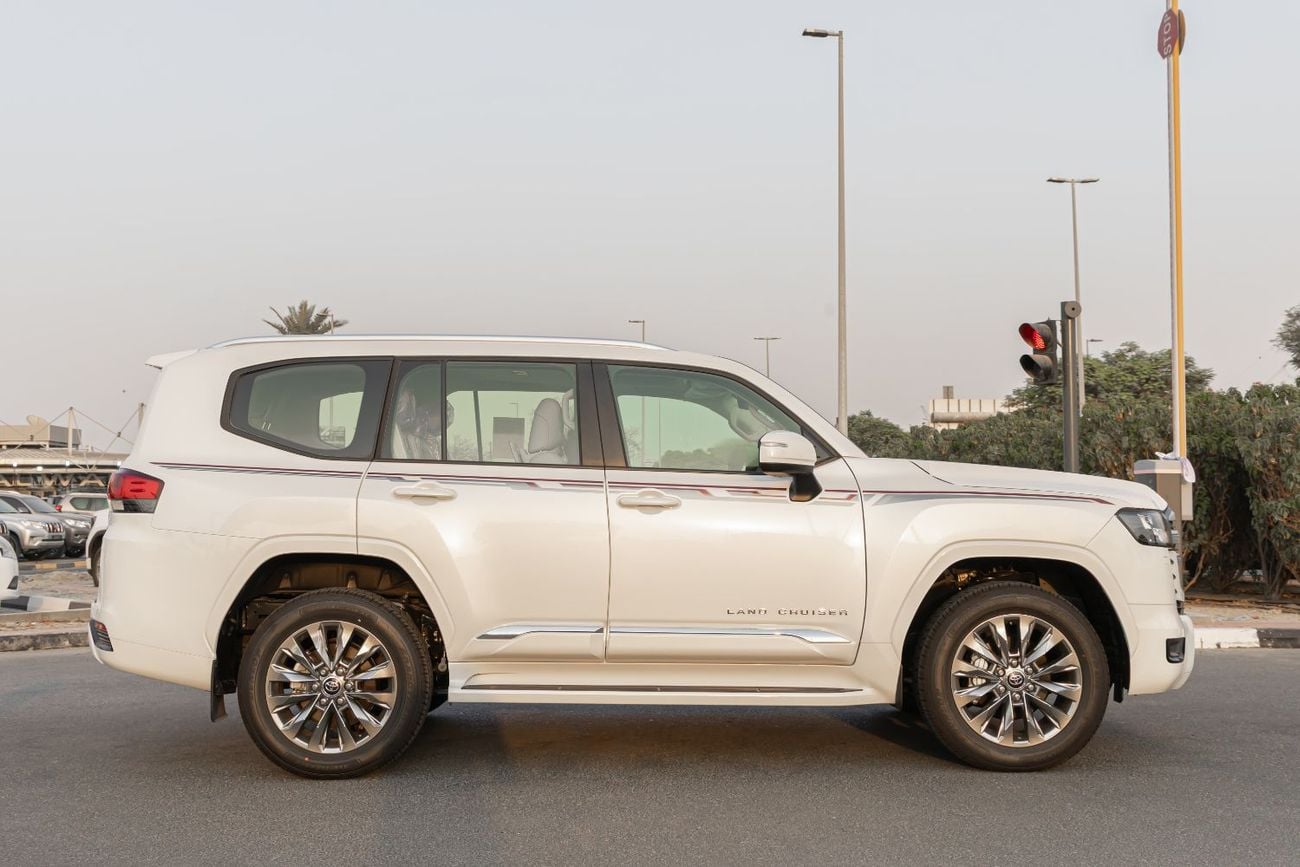 Toyota Land Cruiser 4.0 л 2026 г. Белый