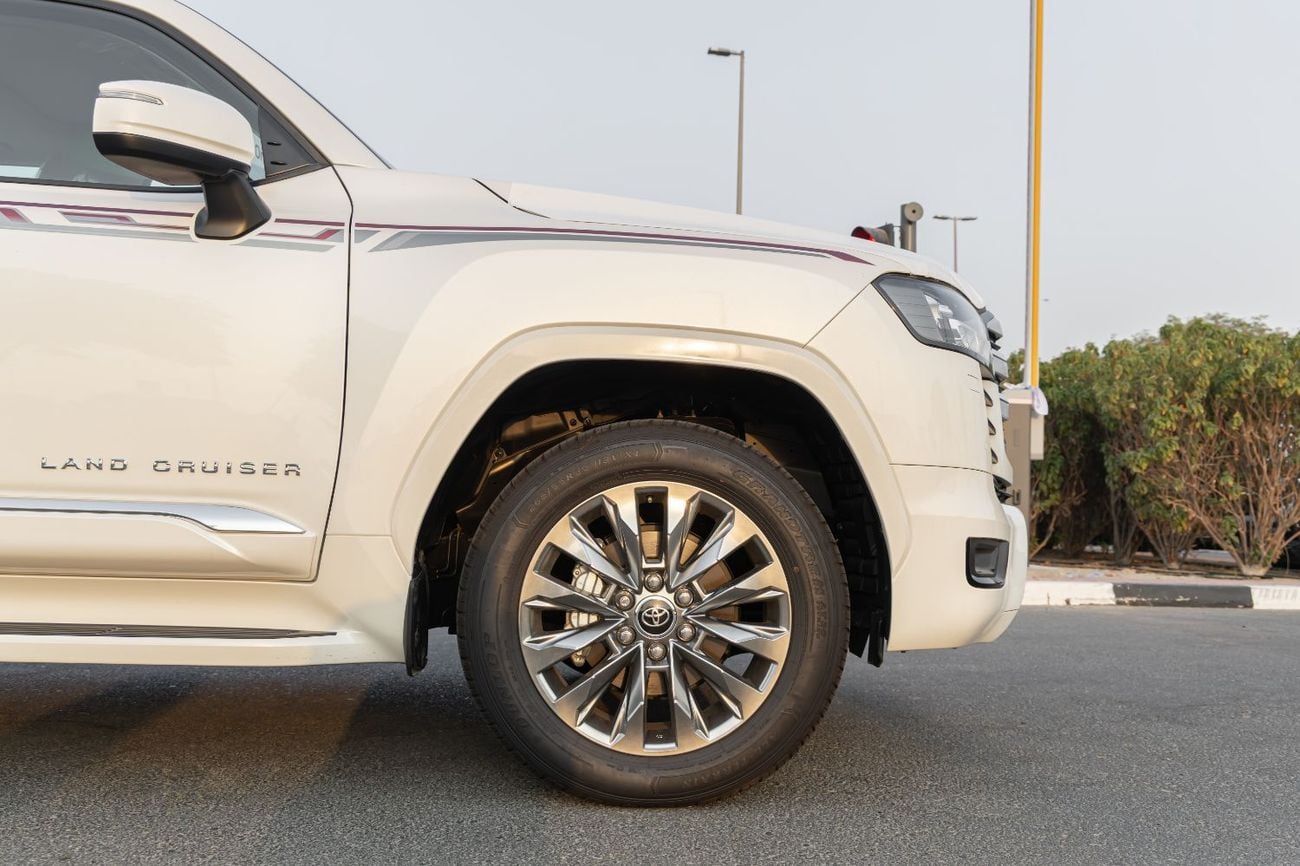 Toyota Land Cruiser 4.0 л 2026 г. Белый