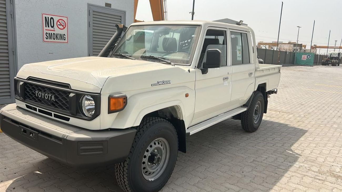 Toyota Land Cruiser Pick Up 2.8 л 2026 г. Белый