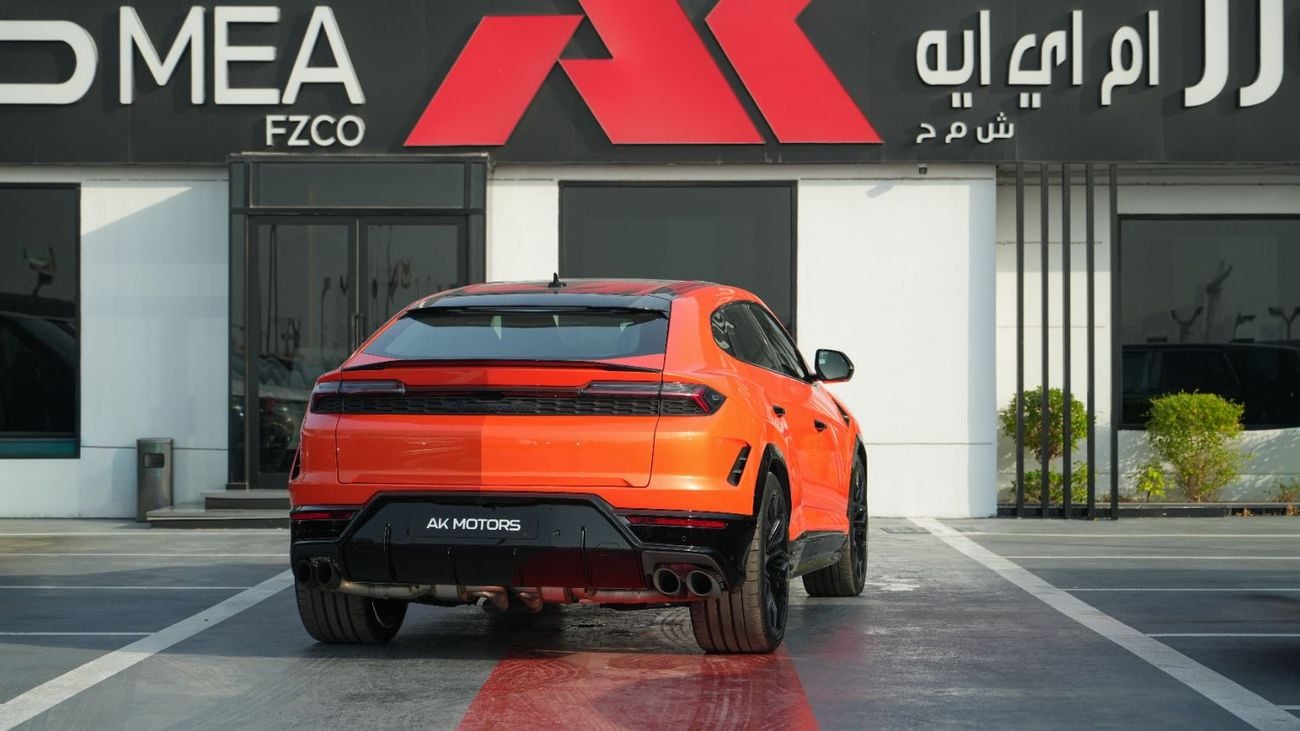 Lamborghini Urus 4.0 л 2026 г. Оранжевый