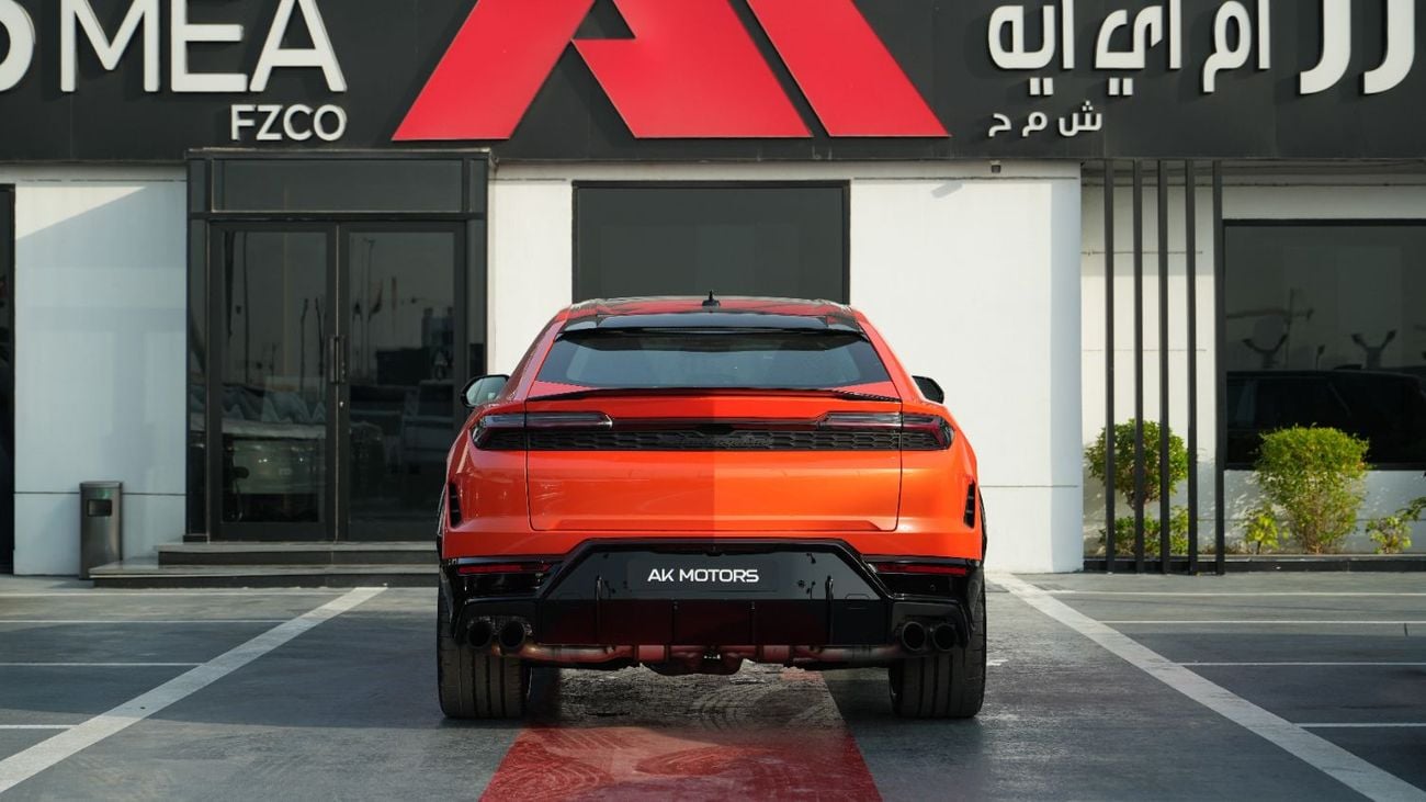 Lamborghini Urus 4.0 л 2026 г. Оранжевый