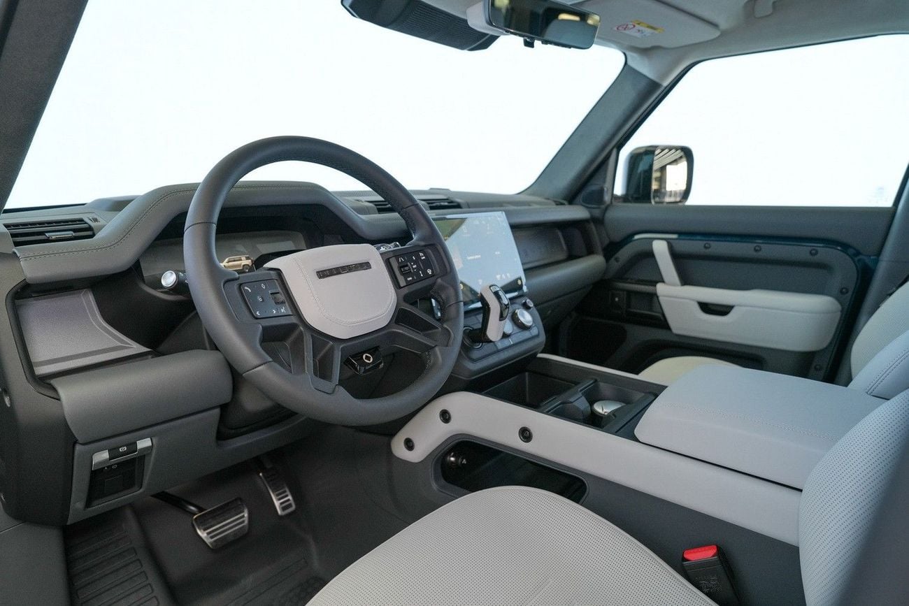 Land Rover Defender 110 4.4 л 2026 г. Синий, пробег 30 км