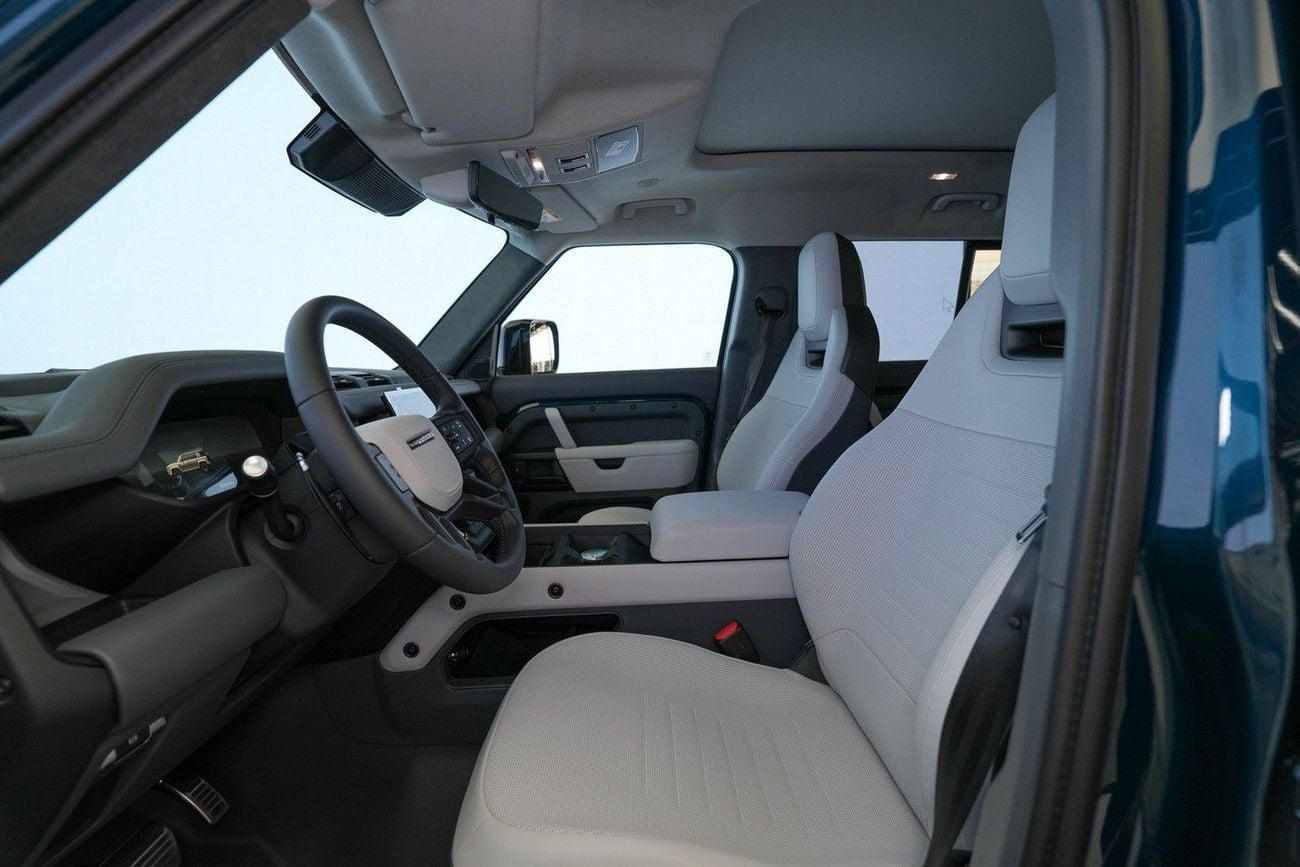Land Rover Defender 110 4.4 л 2026 г. Синий, пробег 30 км