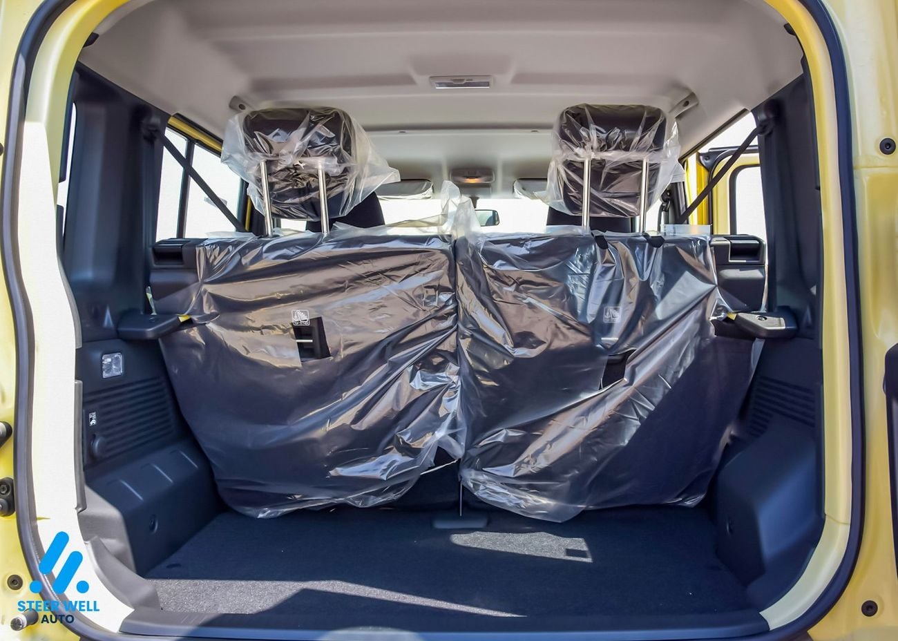 Suzuki Jimny 1.5 л 2026 г. Бежевый, пробег 11 км