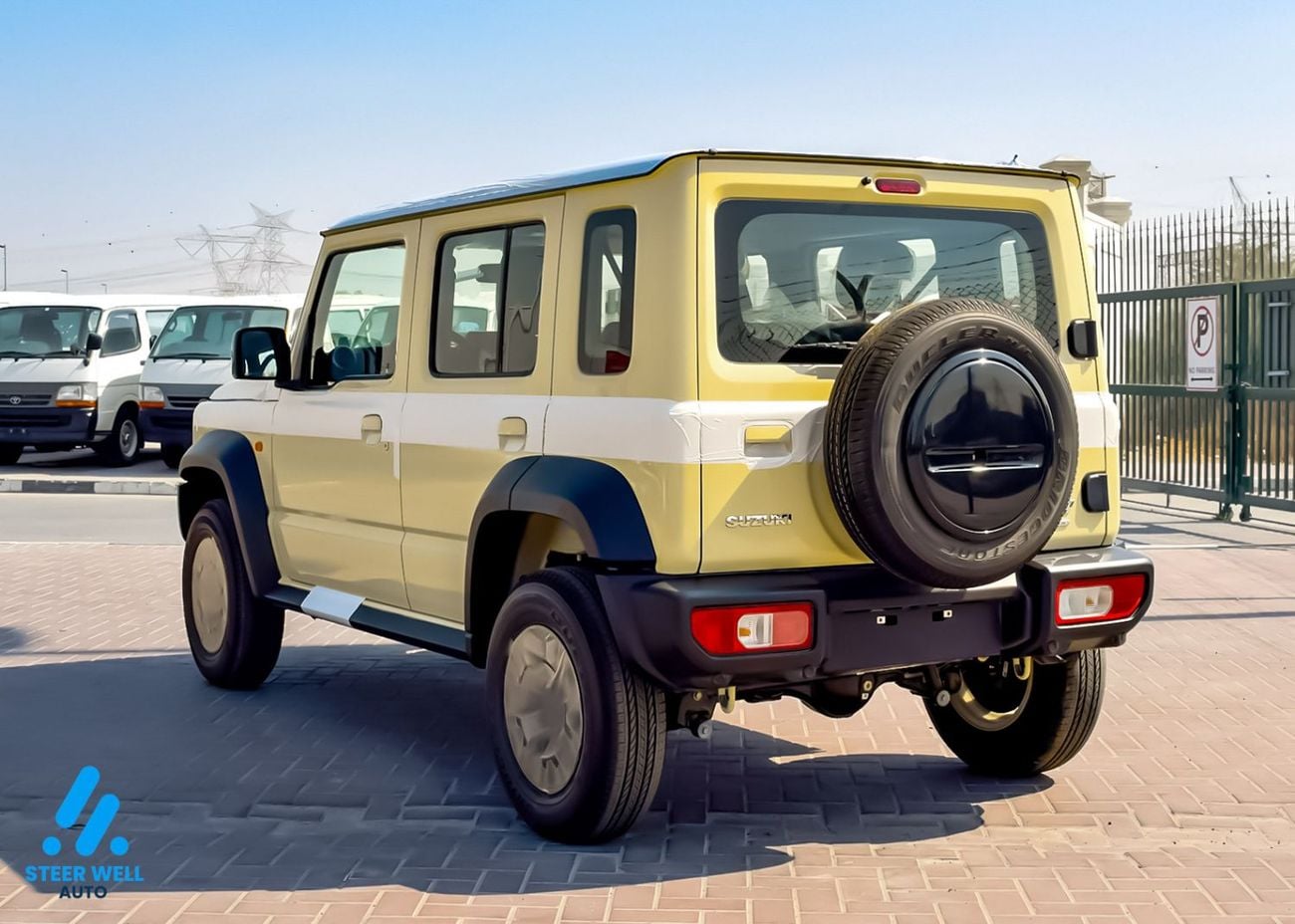 Suzuki Jimny 1.5 л 2026 г. Бежевый, пробег 11 км