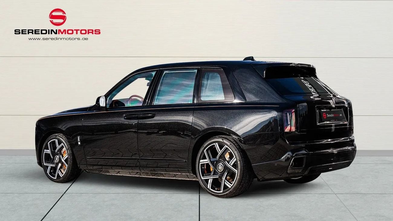 Rolls Royce Cullinan 4.0 л 2026 г. Чёрный, пробег 50 км