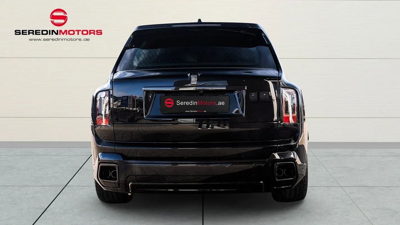 Rolls Royce Cullinan 4.0 л 2026 г. Чёрный, пробег 50 км