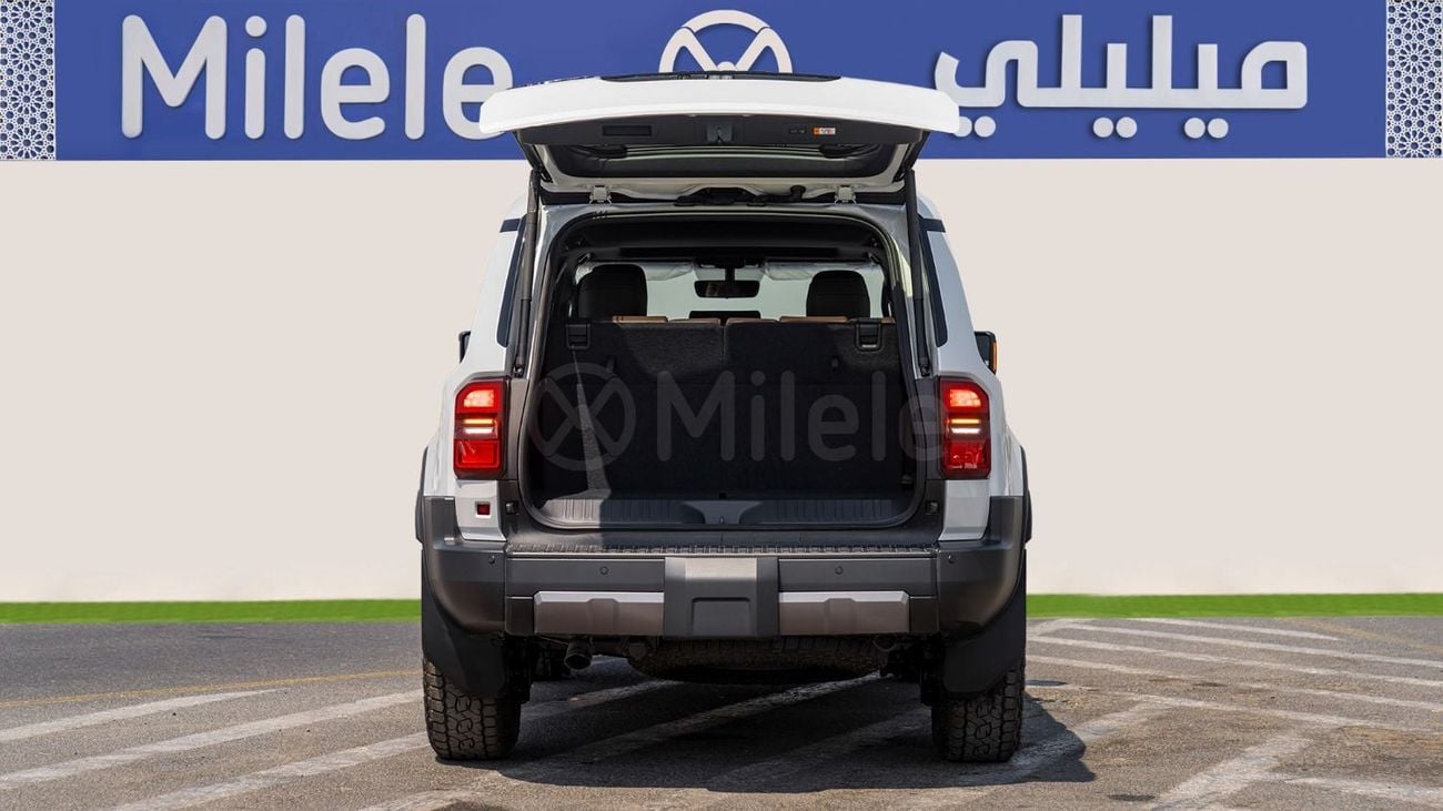 Toyota Prado 2.8 л 2025 г. Белый