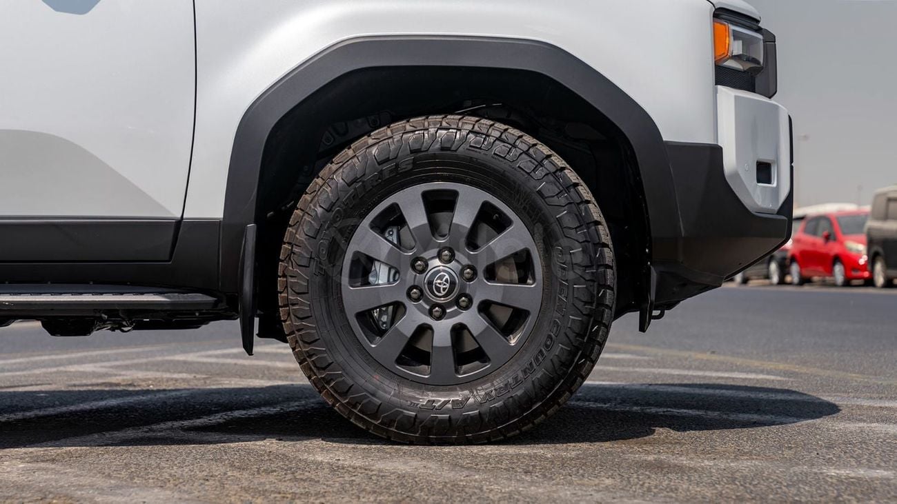 Toyota Prado 2.8 л 2025 г. Белый