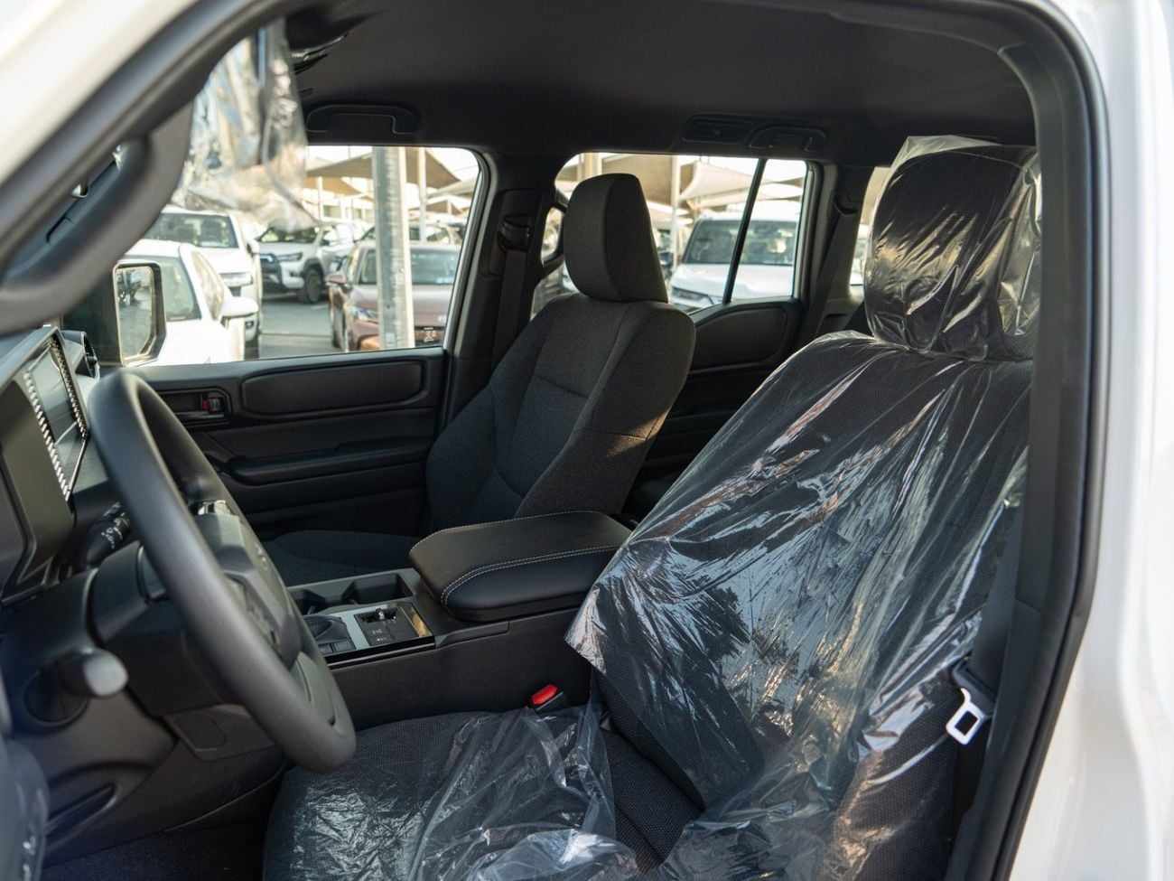 Toyota Prado 2.4 л 2026 г. Белый