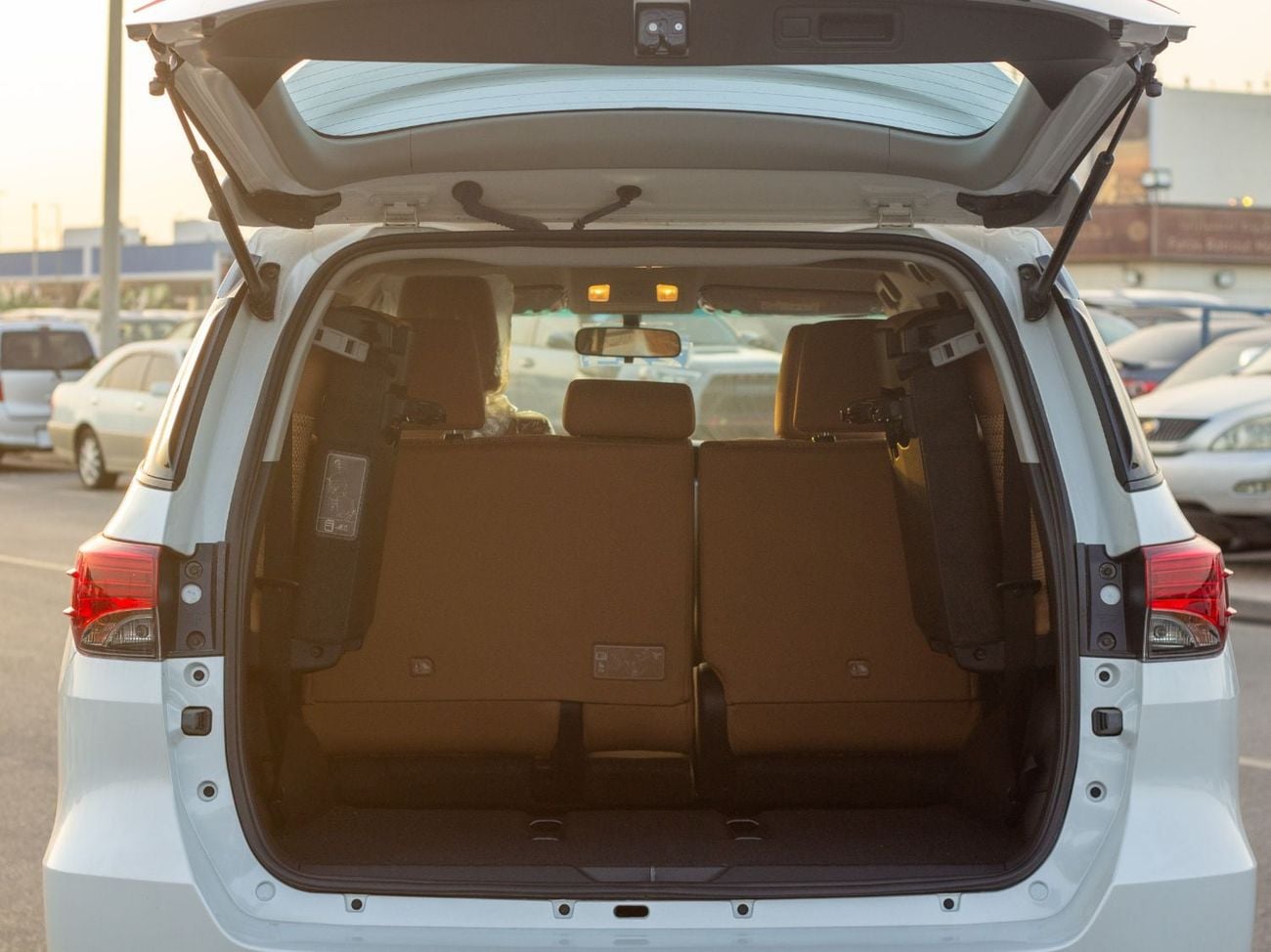 Toyota Fortuner 2.4 л 2026 г. Белый