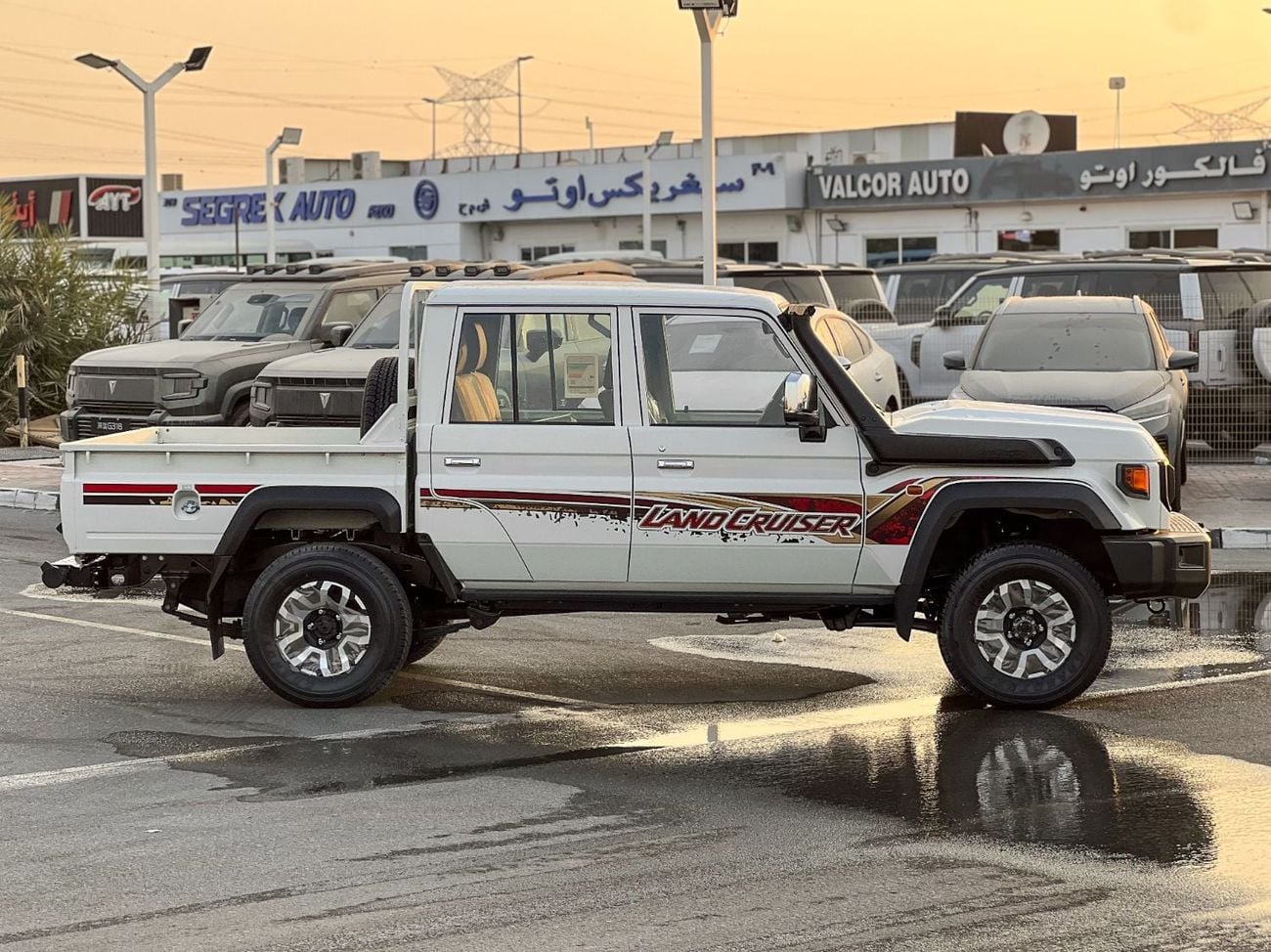 Toyota Land Cruiser Pick Up 4.0 л 2026 г. Белый