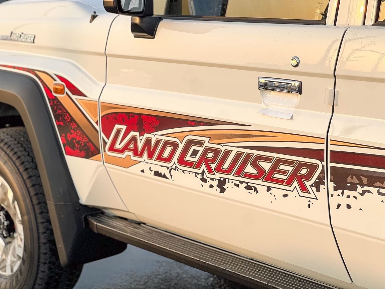Toyota Land Cruiser Pick Up 4.0 л 2026 г. Белый