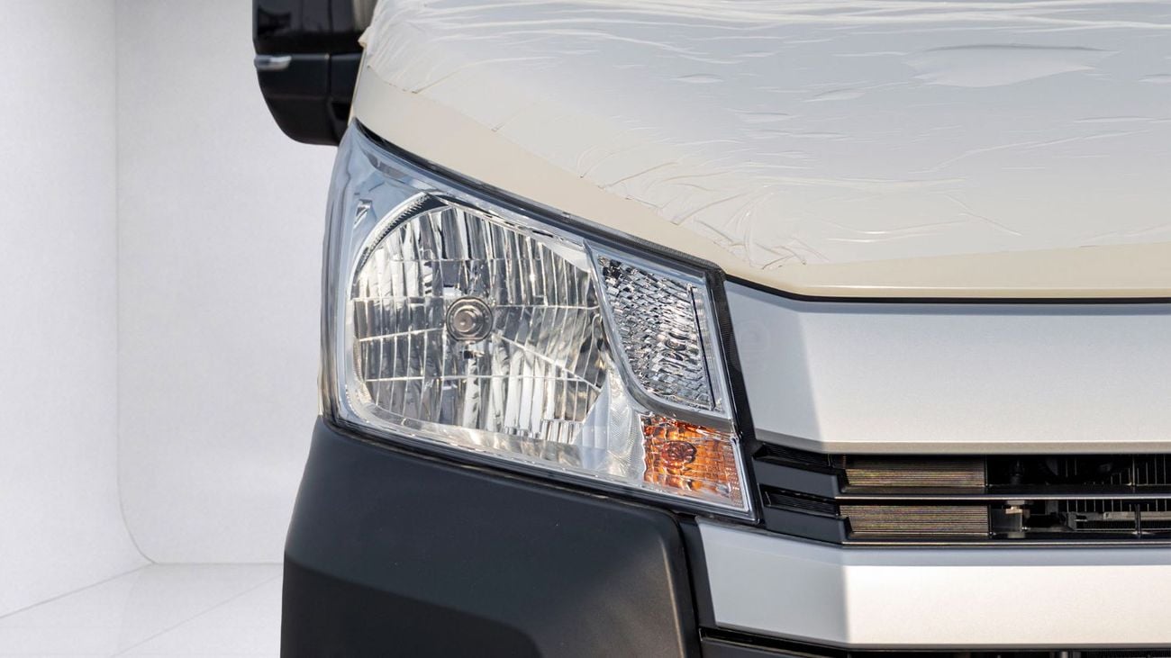 Toyota Hiace 3.5 л 2026 г. Белый
