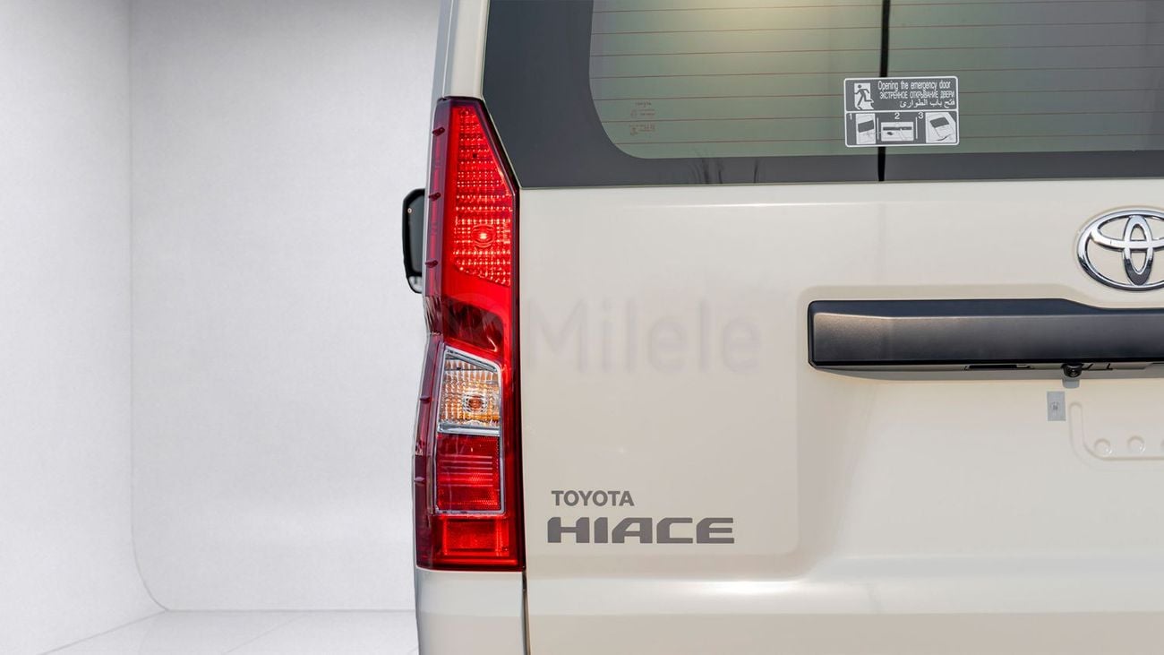 Toyota Hiace 3.5 л 2026 г. Белый